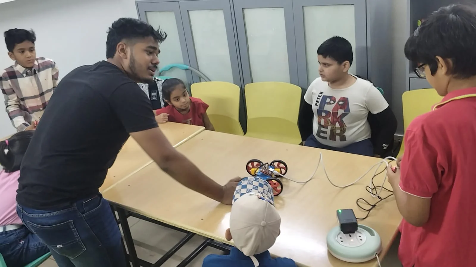 Robotics session photo 4